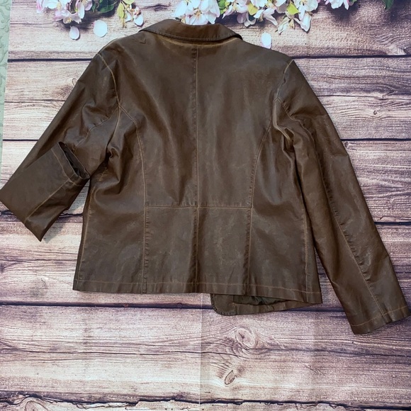 ❤️Revue Women's Brown Faux Leather Blazer - Picture 4 of 6